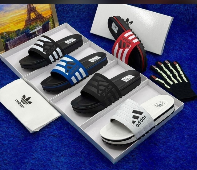 Adidas slip